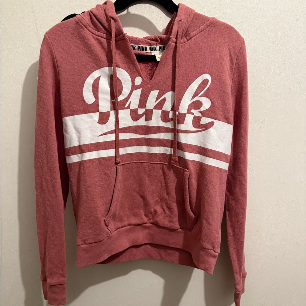 ‼️LAST CHANCE‼️ Victoria's Secret Pink Hoodie in Rose